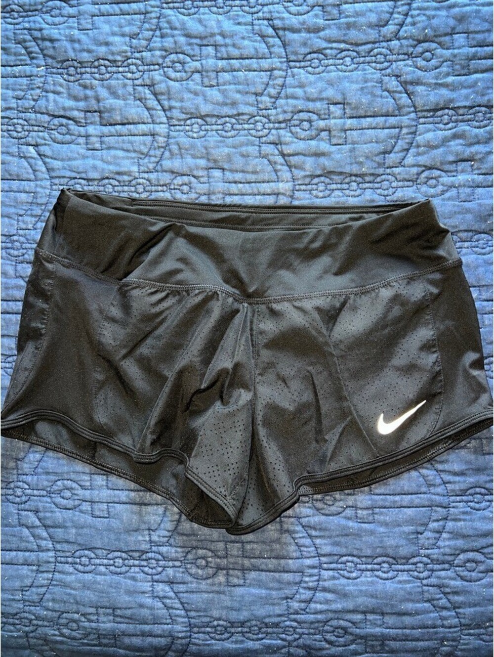 women's Nike dri fit 3" black perforated running shorts M